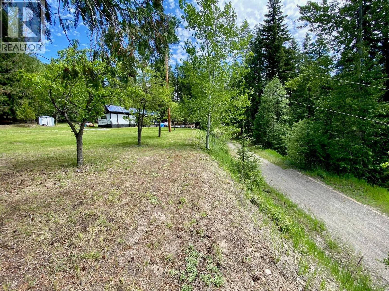 1433 Creighton Valley Road