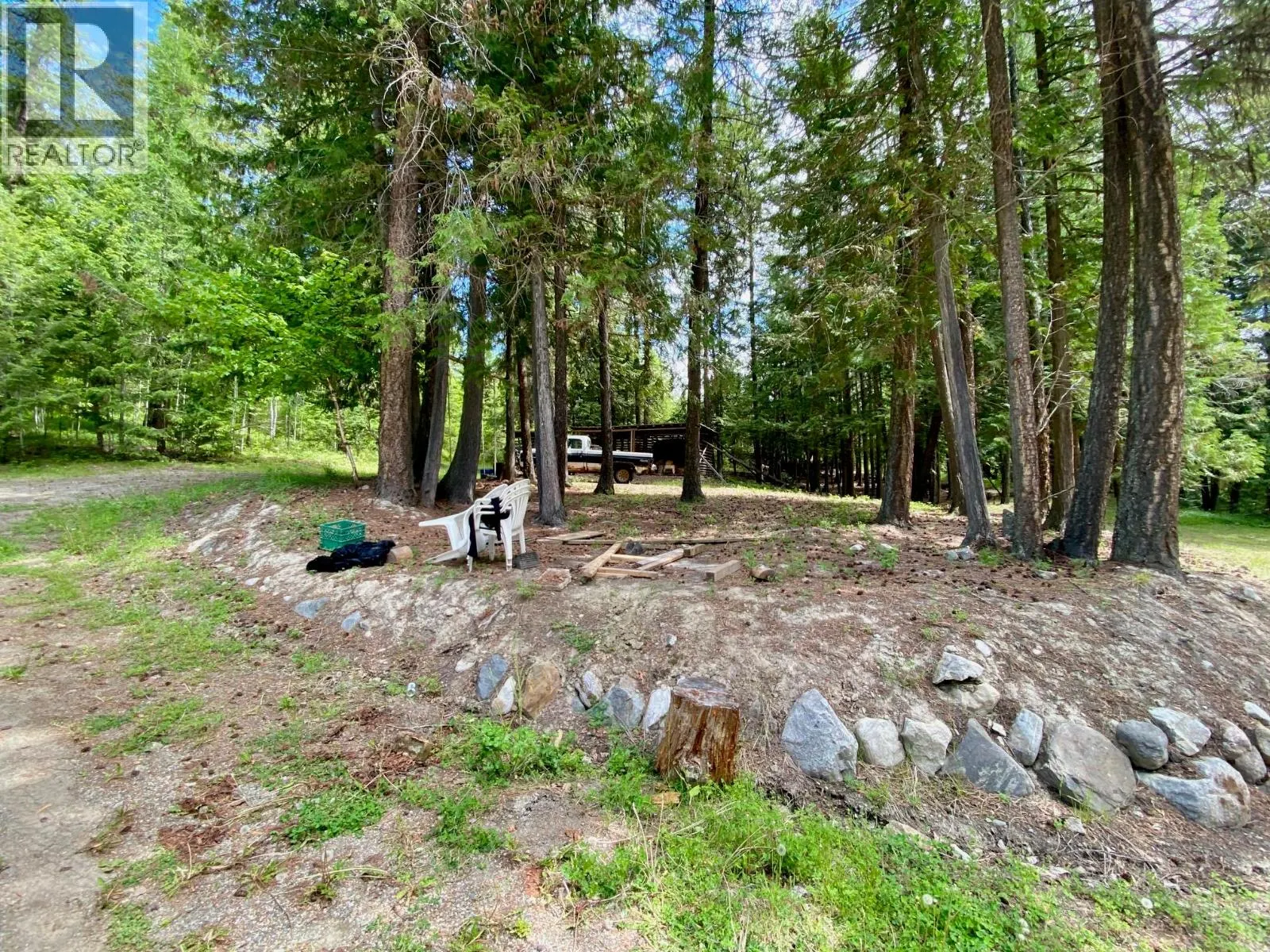 1433 Creighton Valley Road