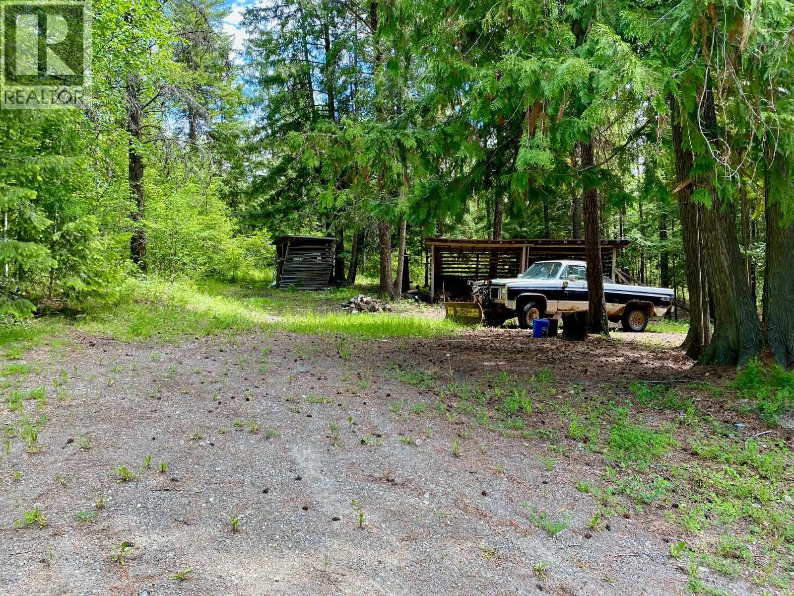 1433 Creighton Valley Road