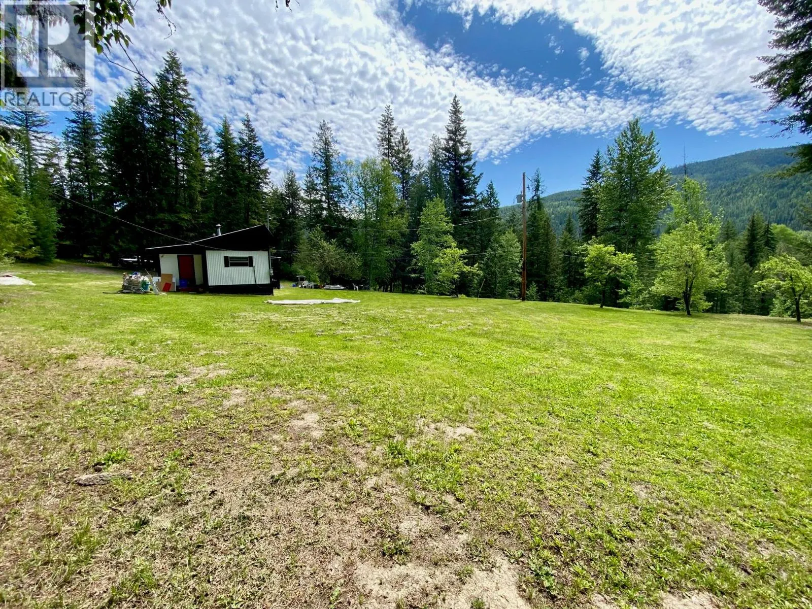 1433 Creighton Valley Road