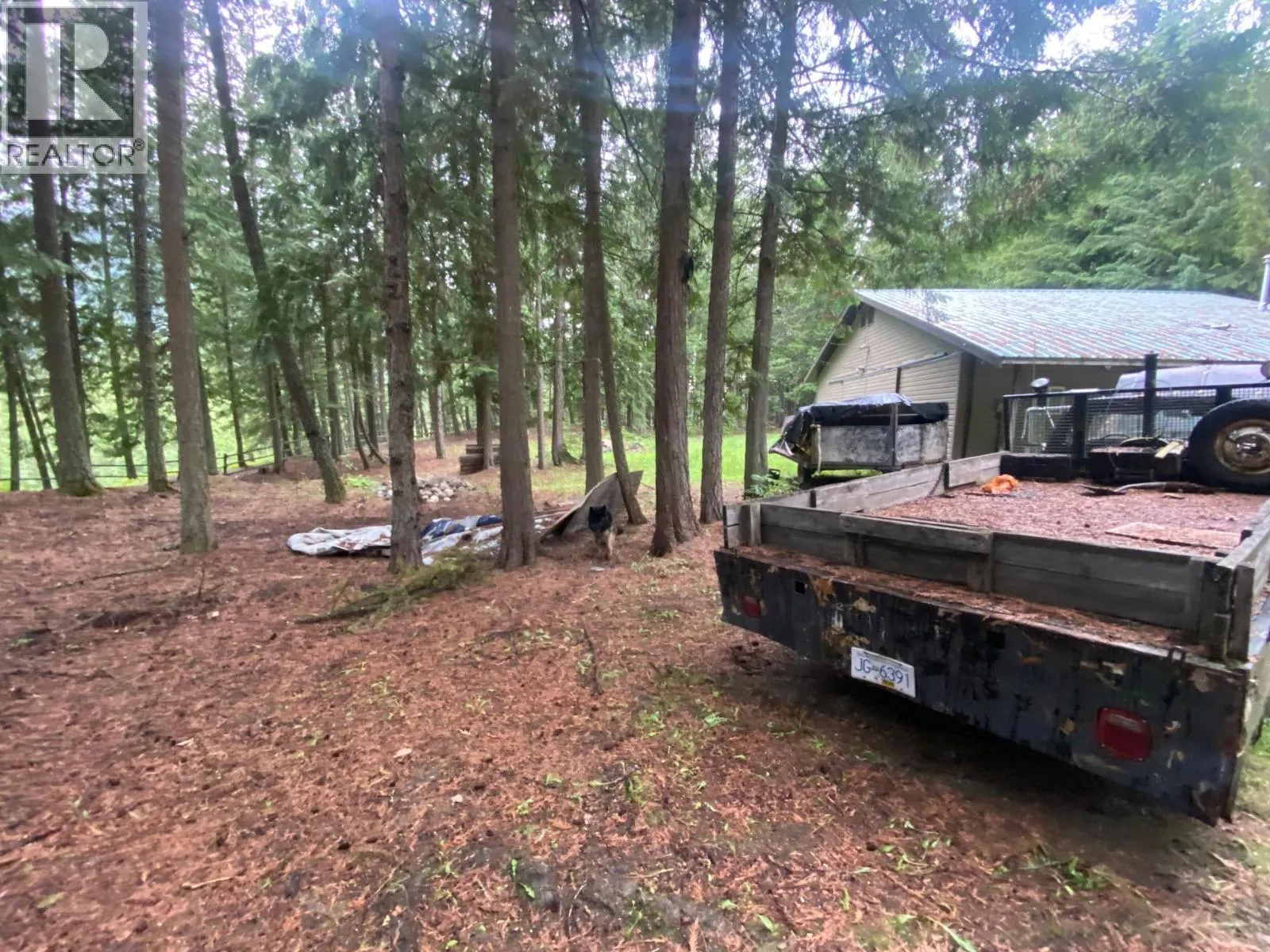 1433 Creighton Valley Road