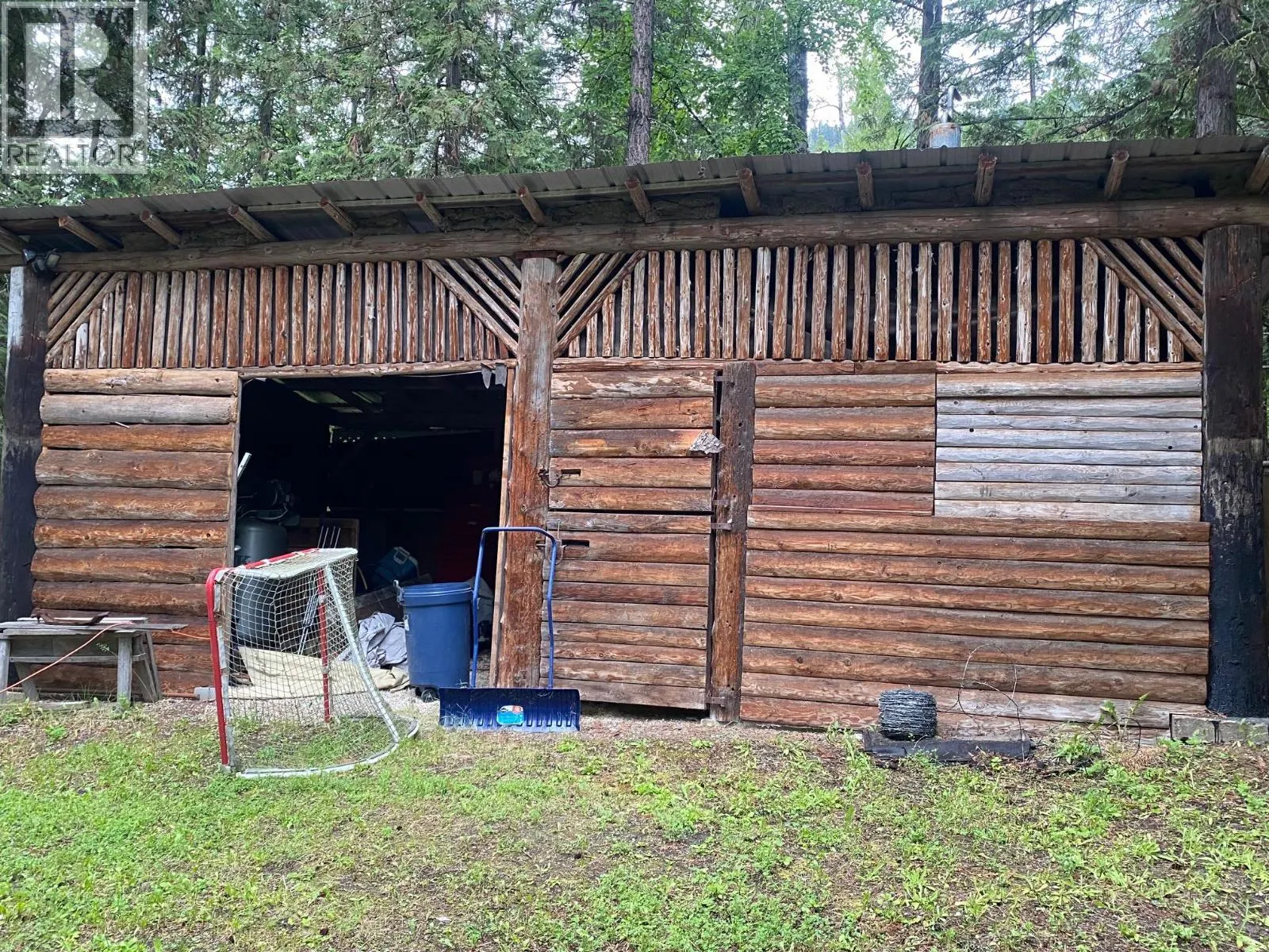 1433 Creighton Valley Road