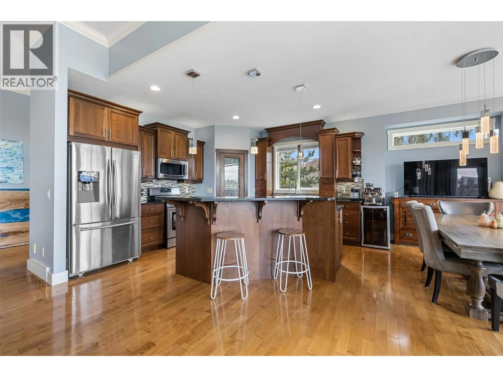 912 Steele Road