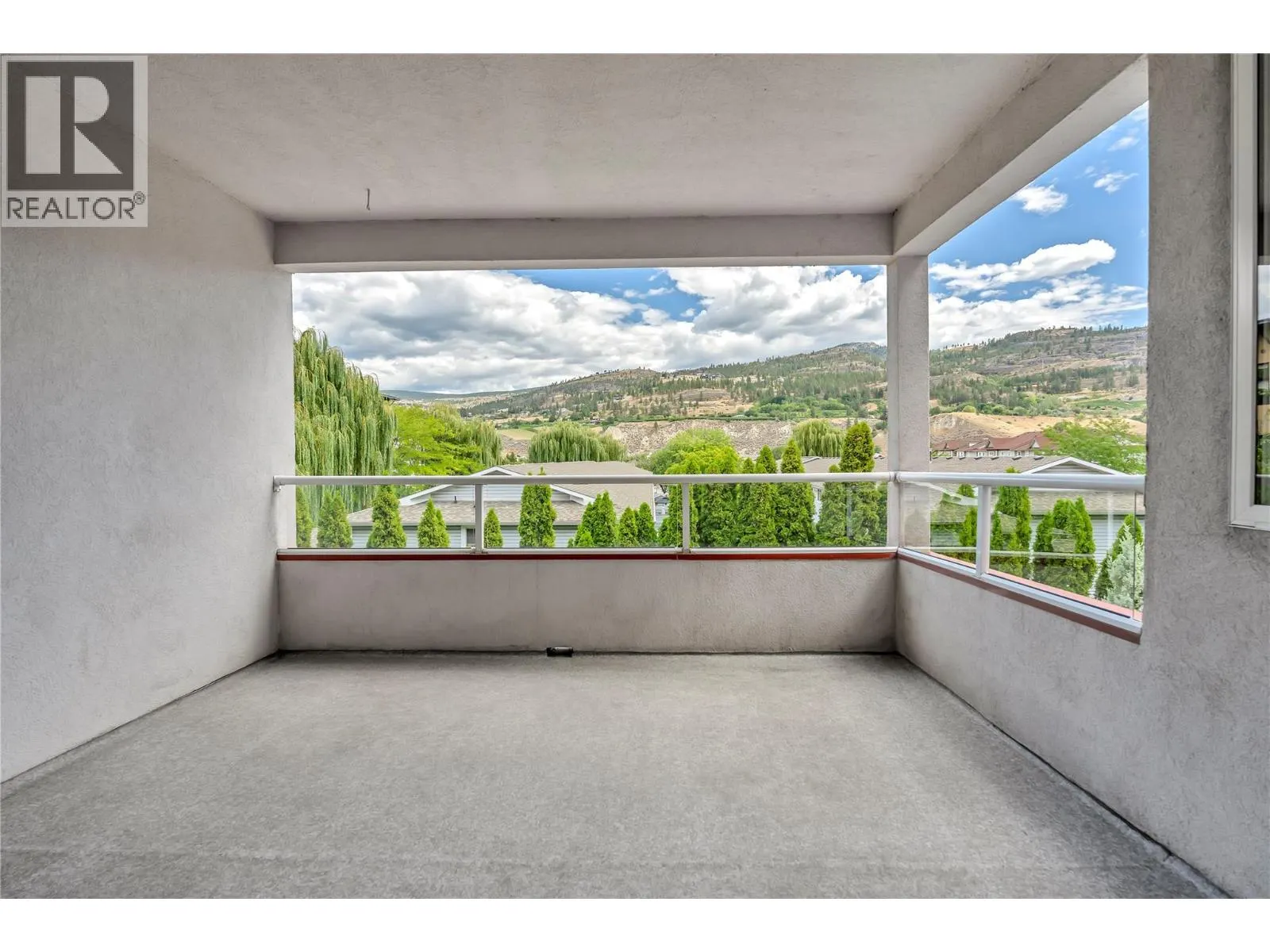 3310 Skaha Lake Road Unit# 306
