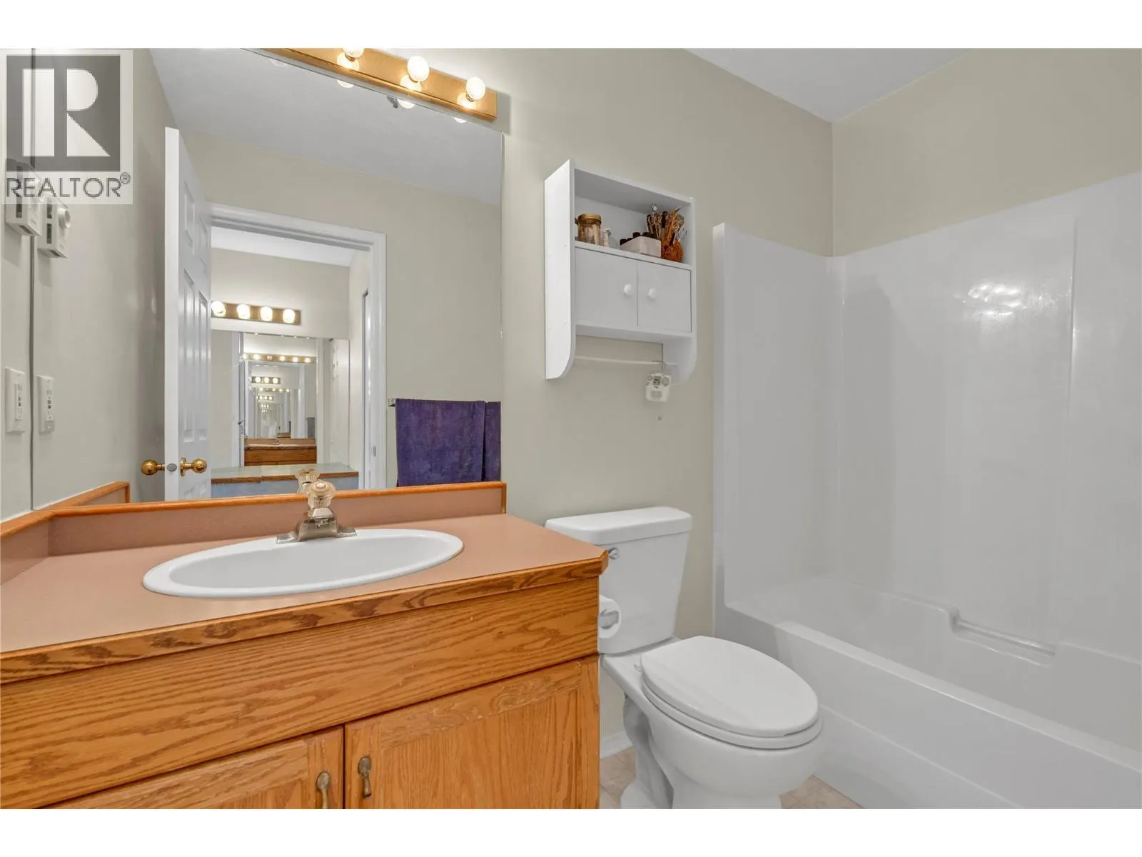 3310 Skaha Lake Road Unit# 306