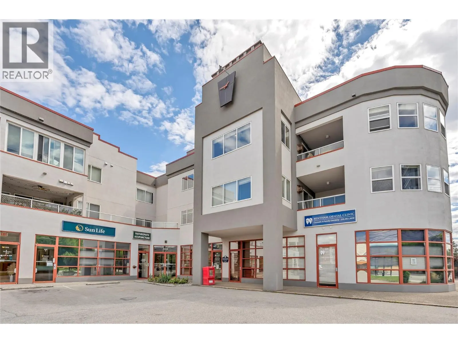 3310 Skaha Lake Road Unit# 306