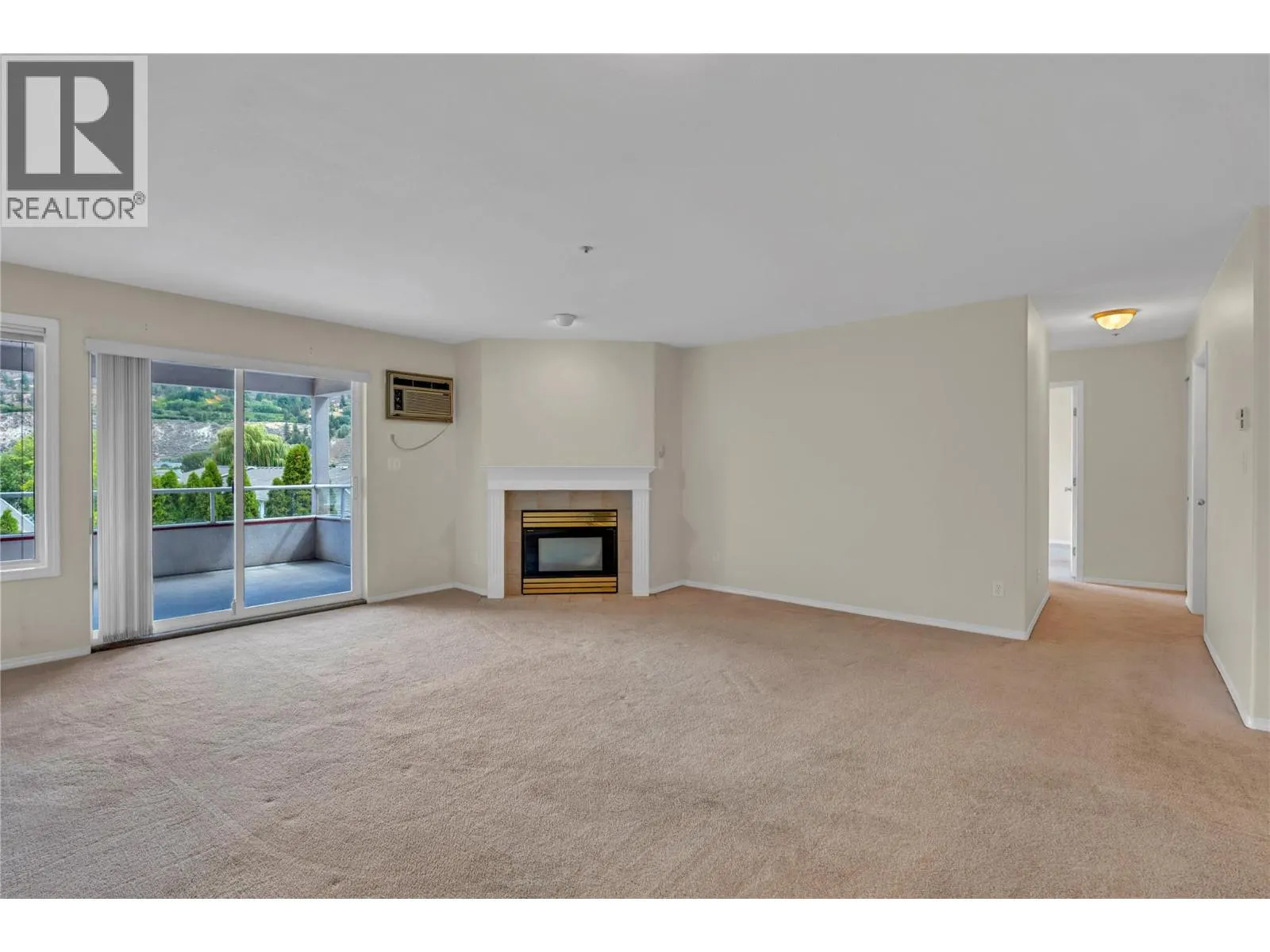 3310 Skaha Lake Road Unit# 306