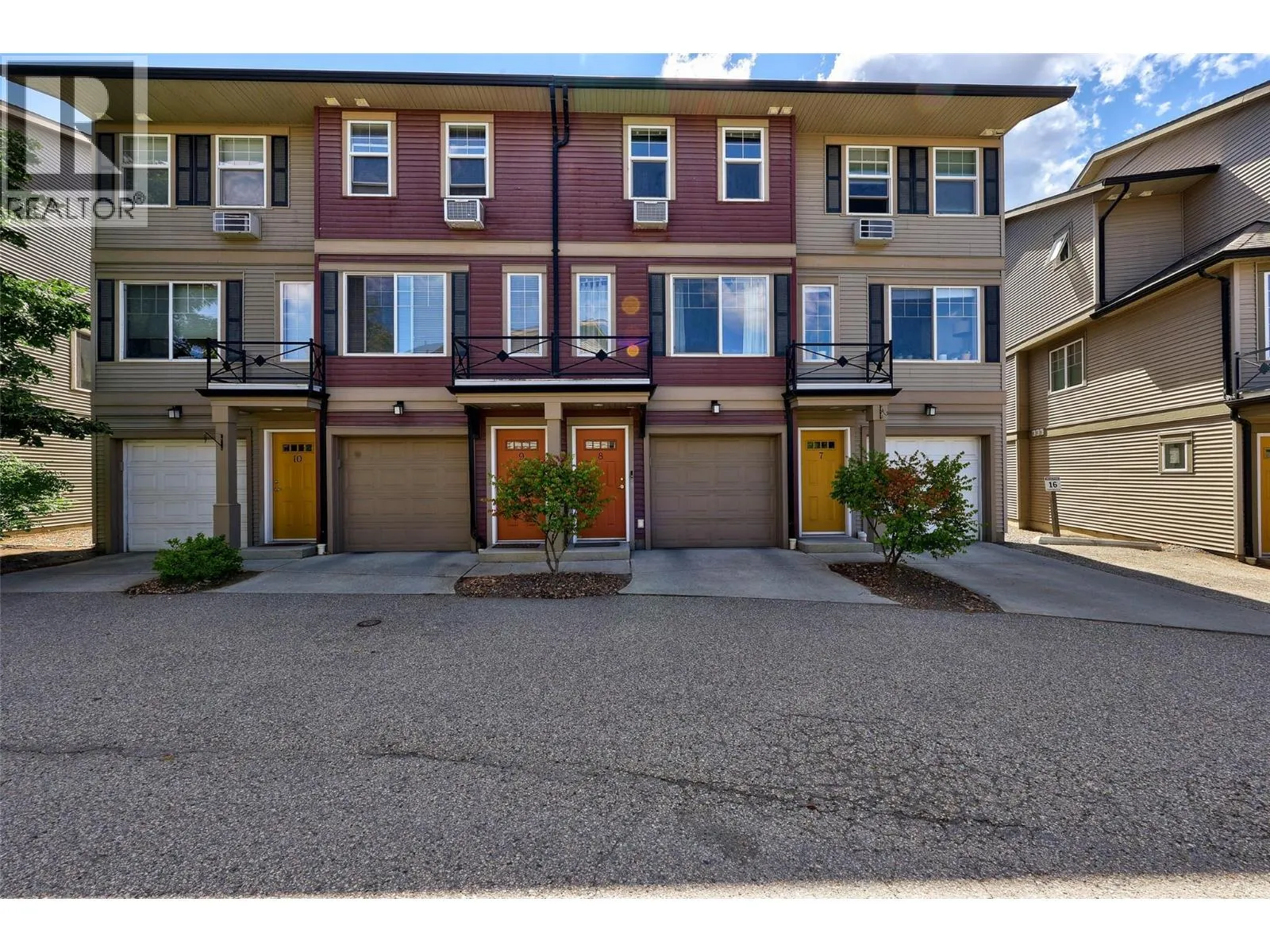 1970 Braeview Place Unit# 8