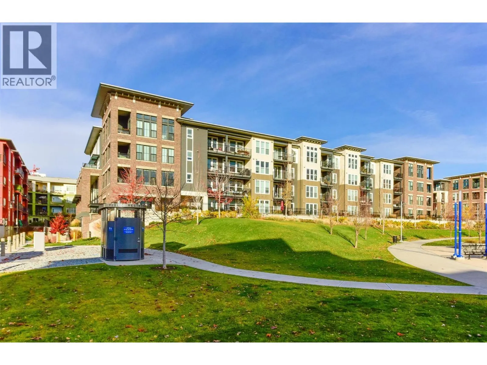 1775 Chapman Place Unit# PH12
