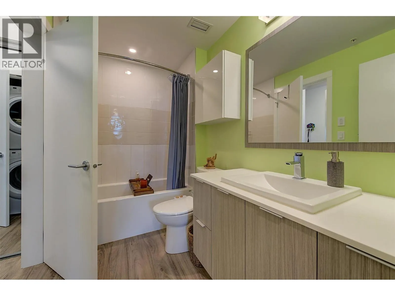 1775 Chapman Place Unit# PH12