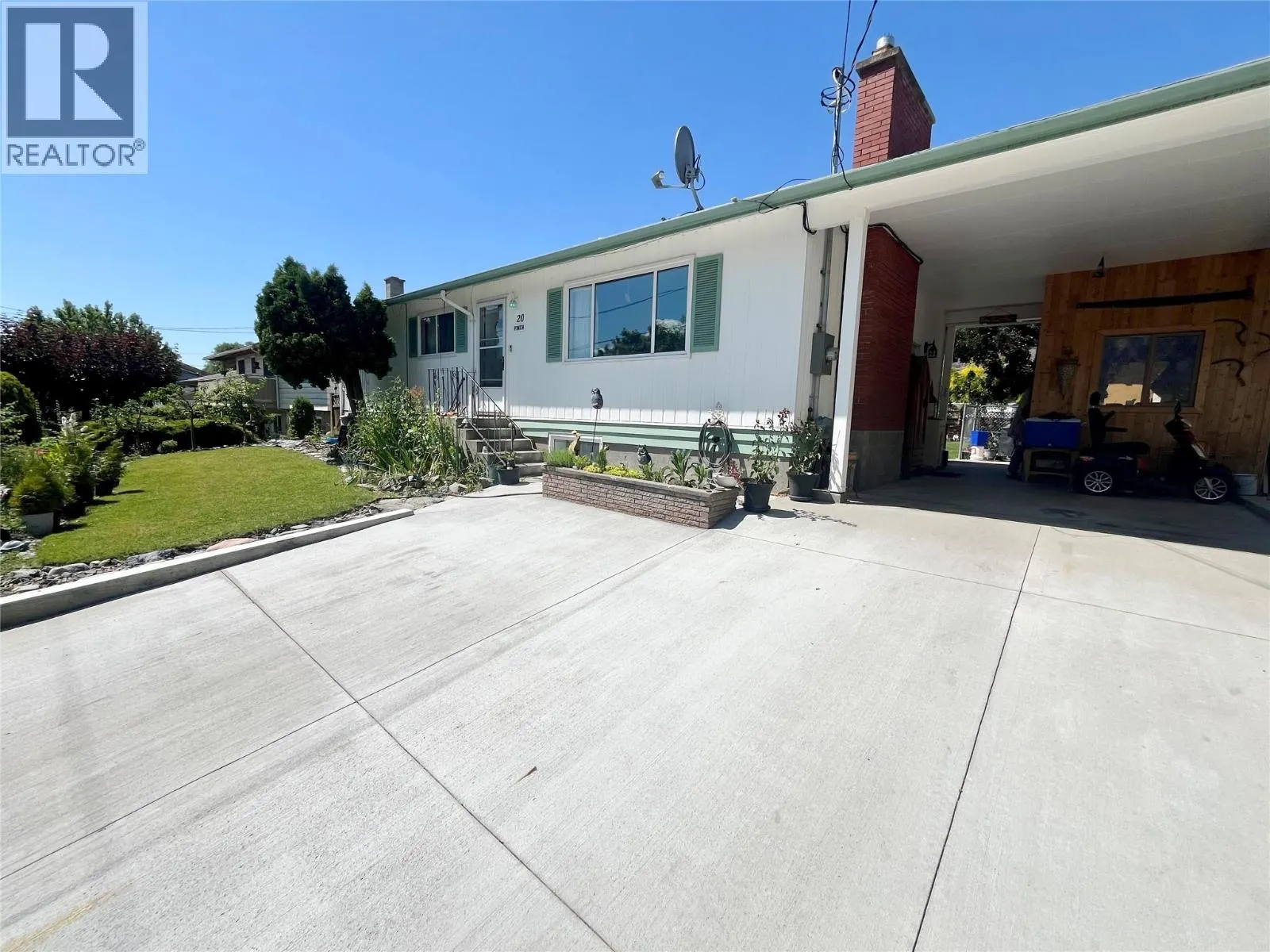 20 FINCH Crescent