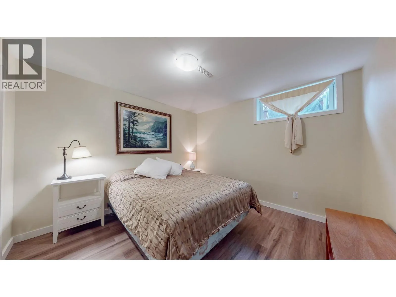 20 FINCH Crescent