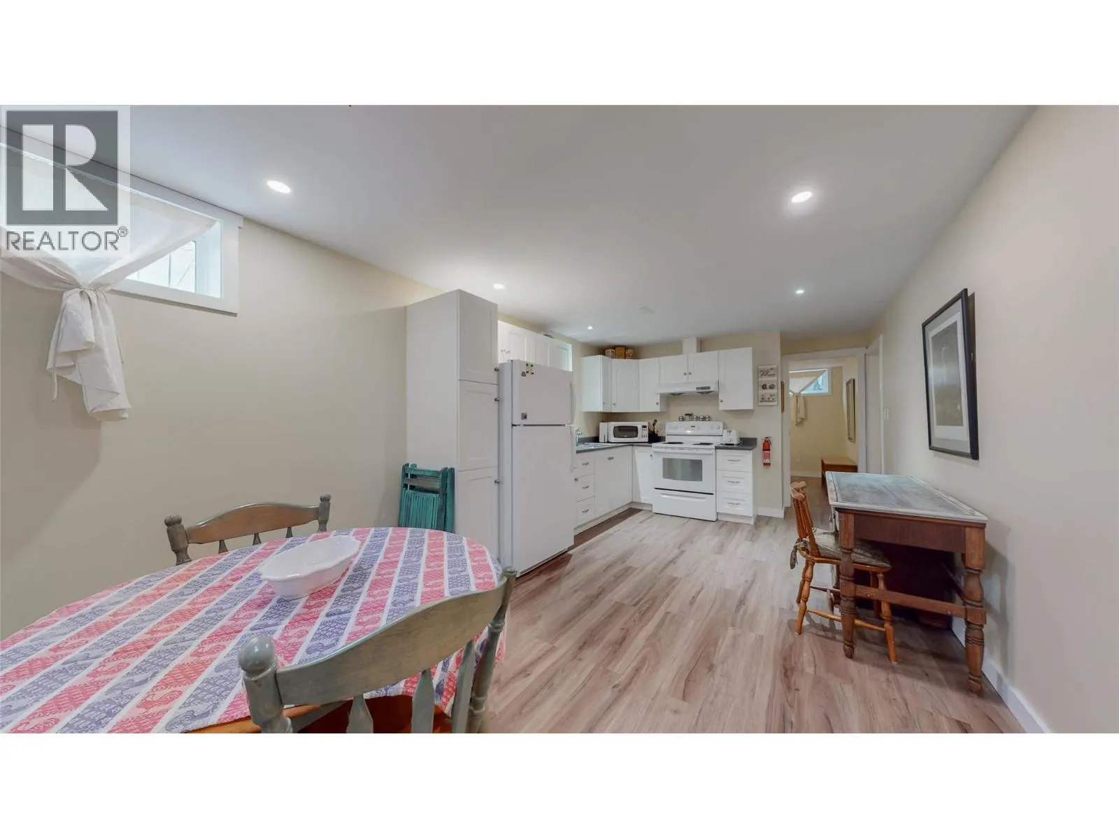 20 FINCH Crescent