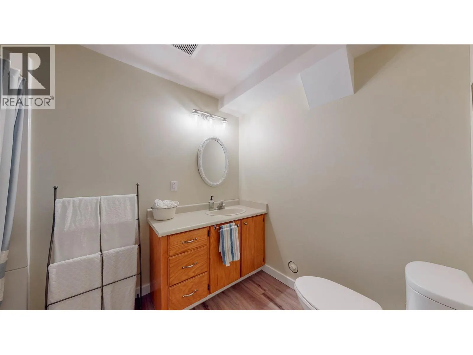 20 FINCH Crescent