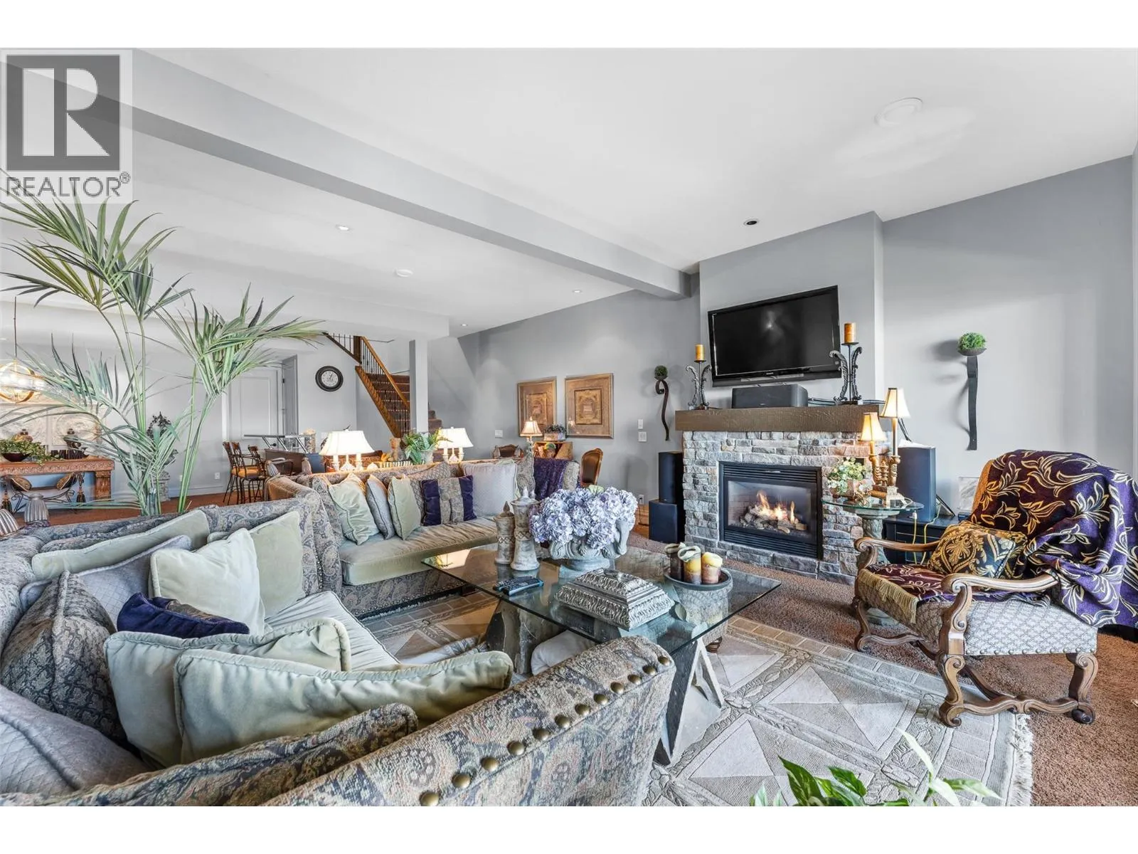 2493 Casa Palmero Drive Unit# 4