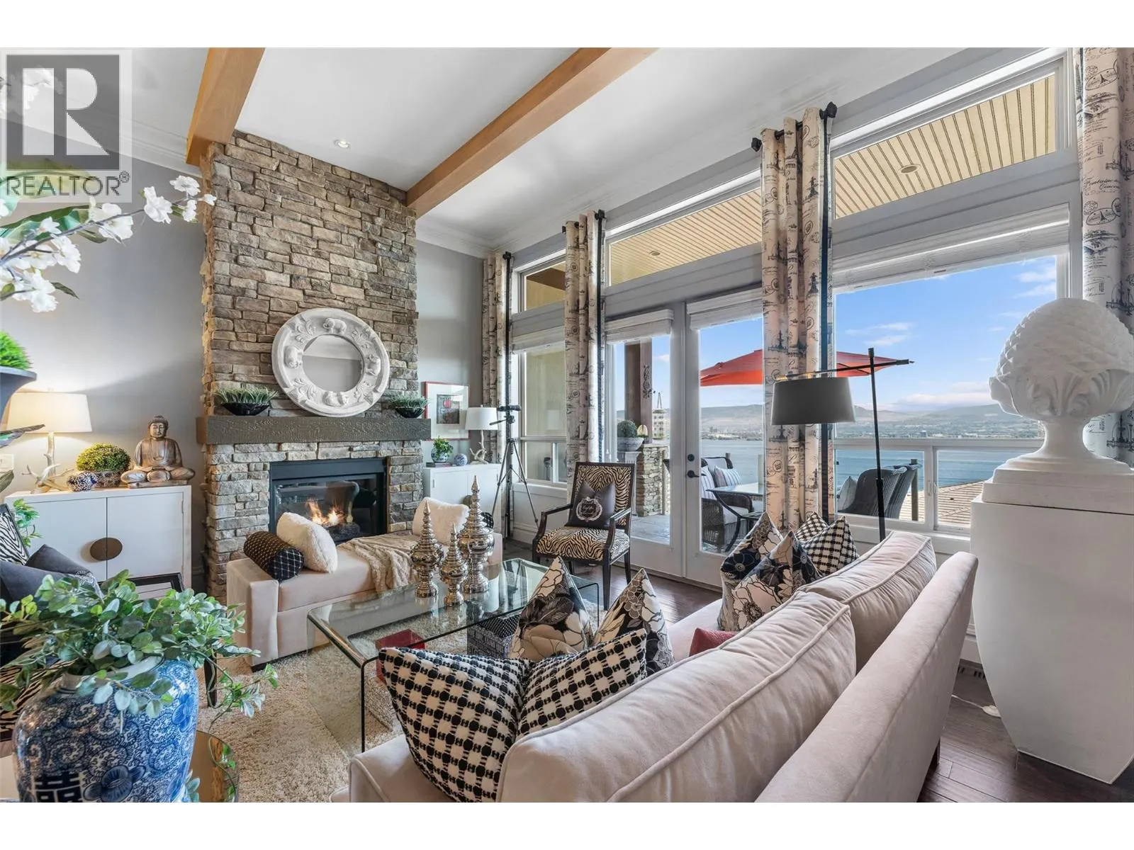 2493 Casa Palmero Drive Unit# 4