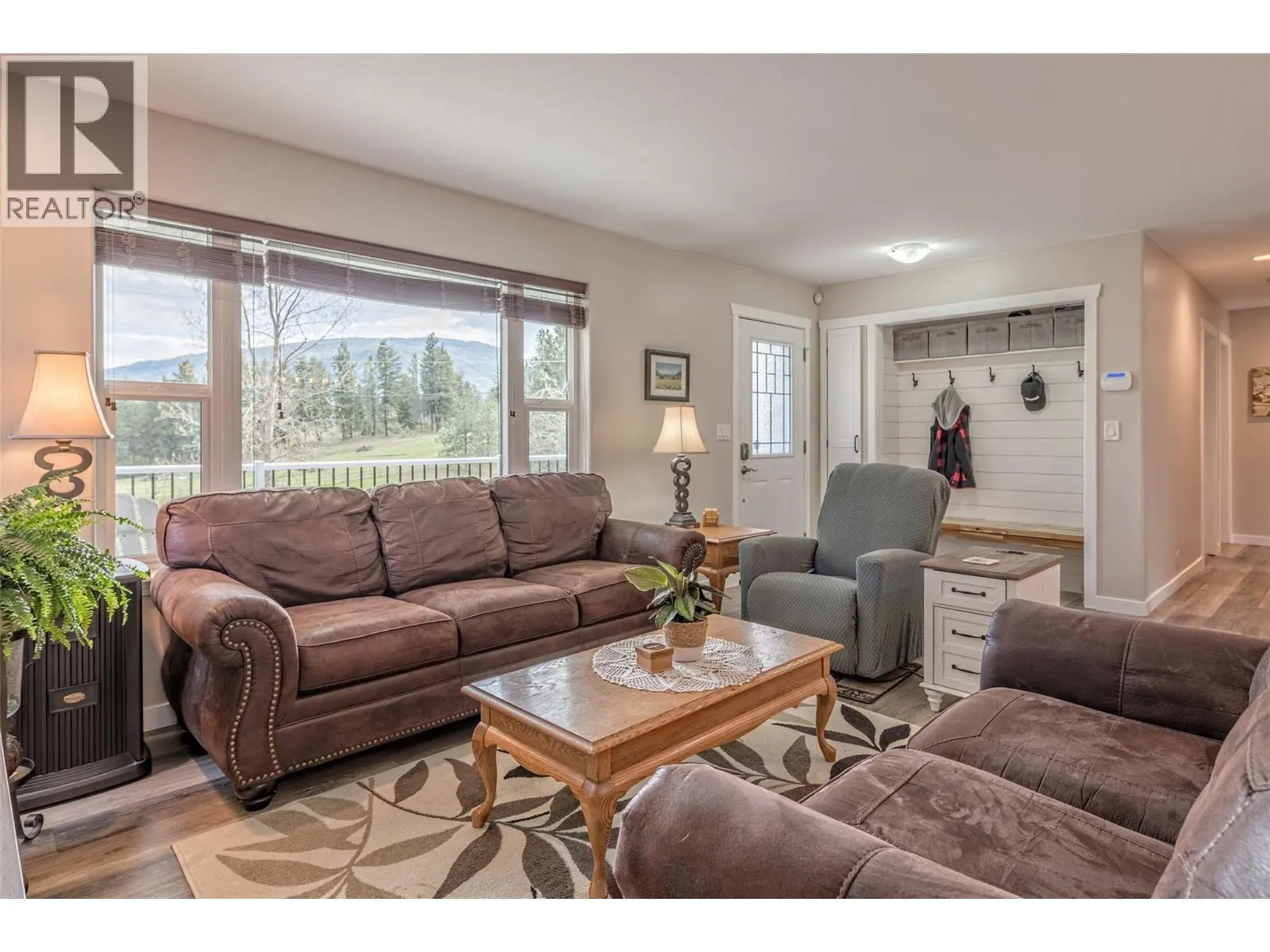 2962 McTavish Road