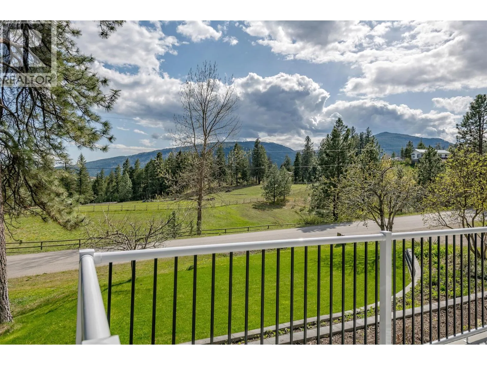 2962 McTavish Road