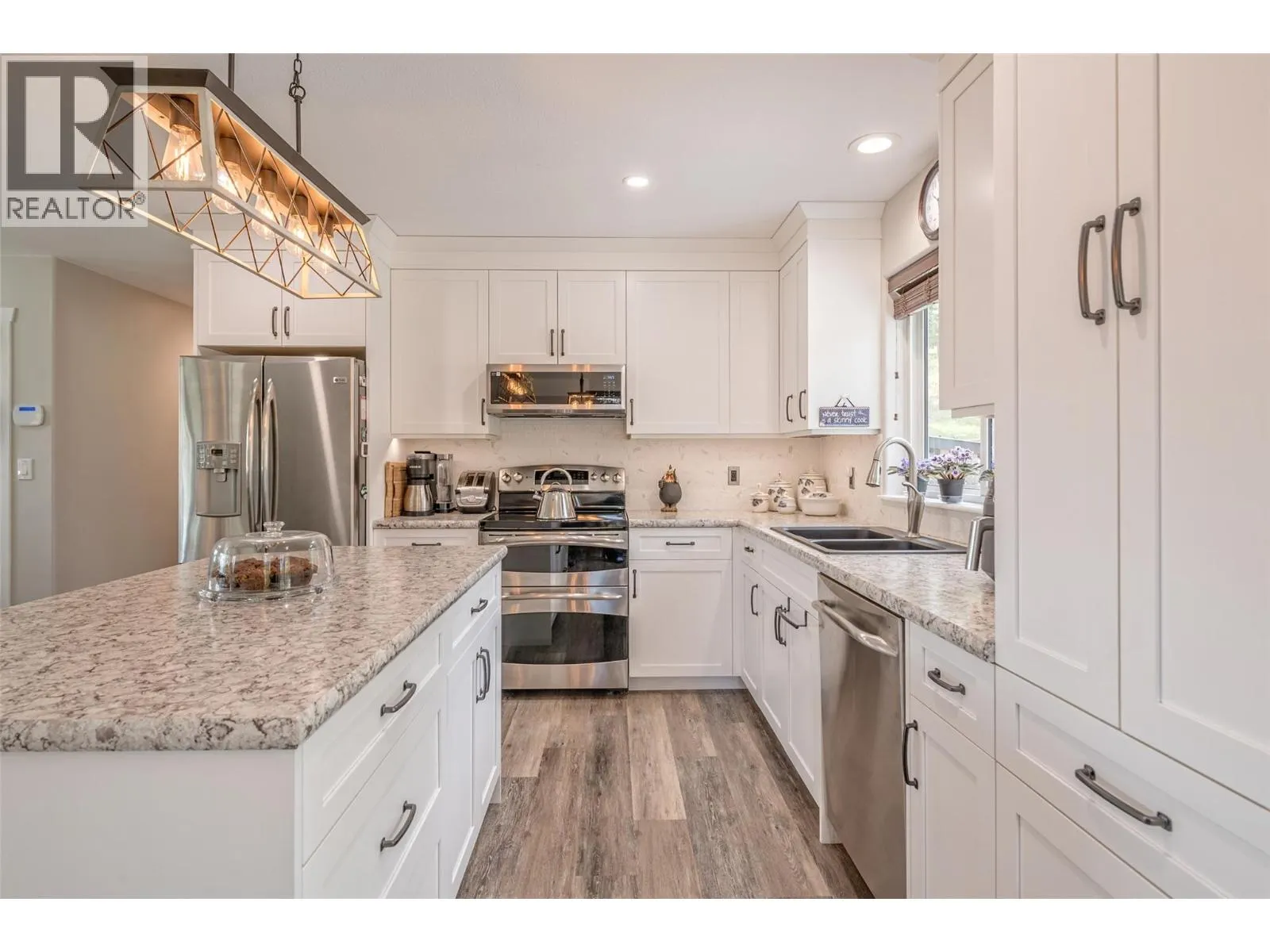 2962 McTavish Road
