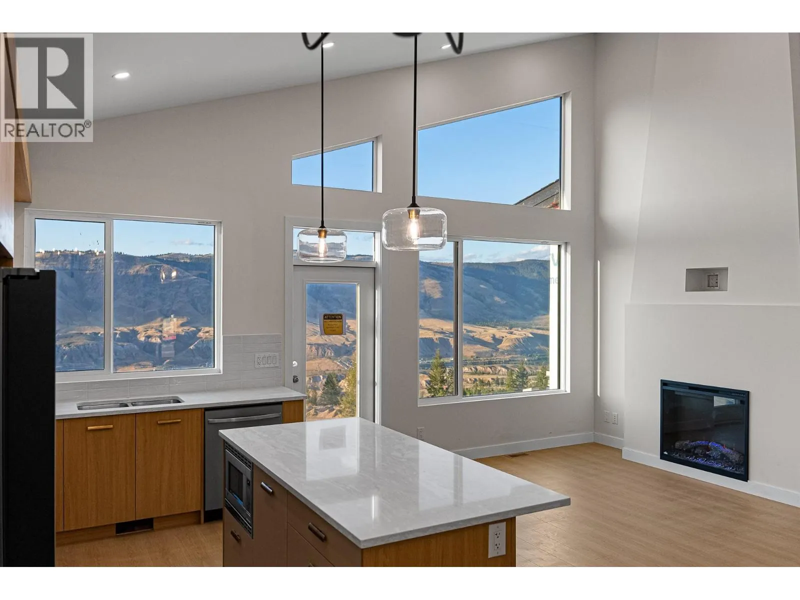 2400 Coldwater Drive Unit# 138