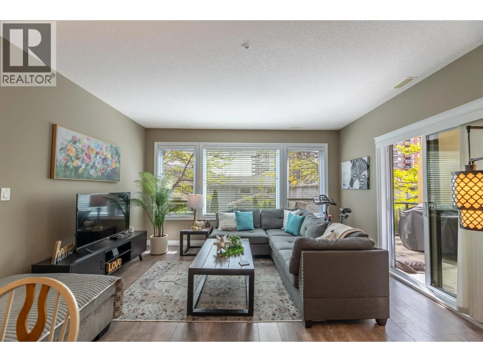 3313 Wilson Street Unit# 209