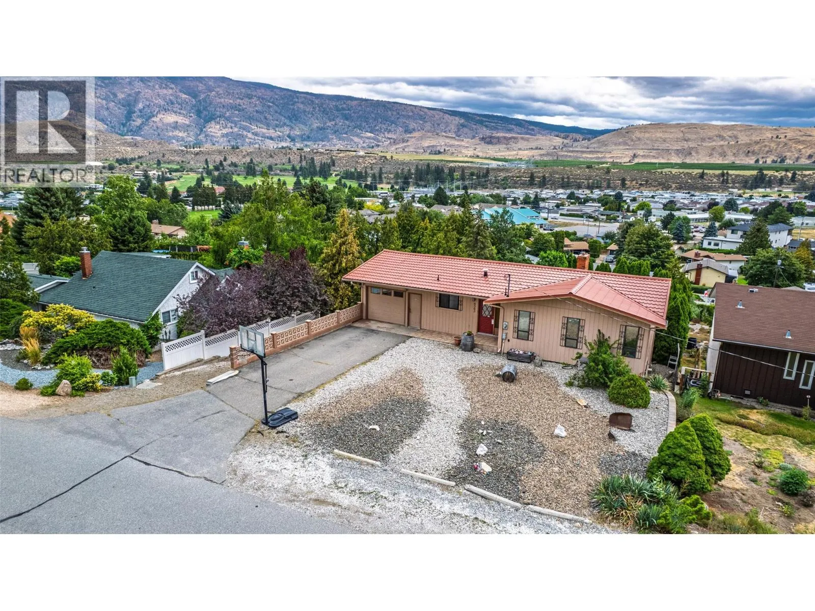 6563 Mountainview Drive