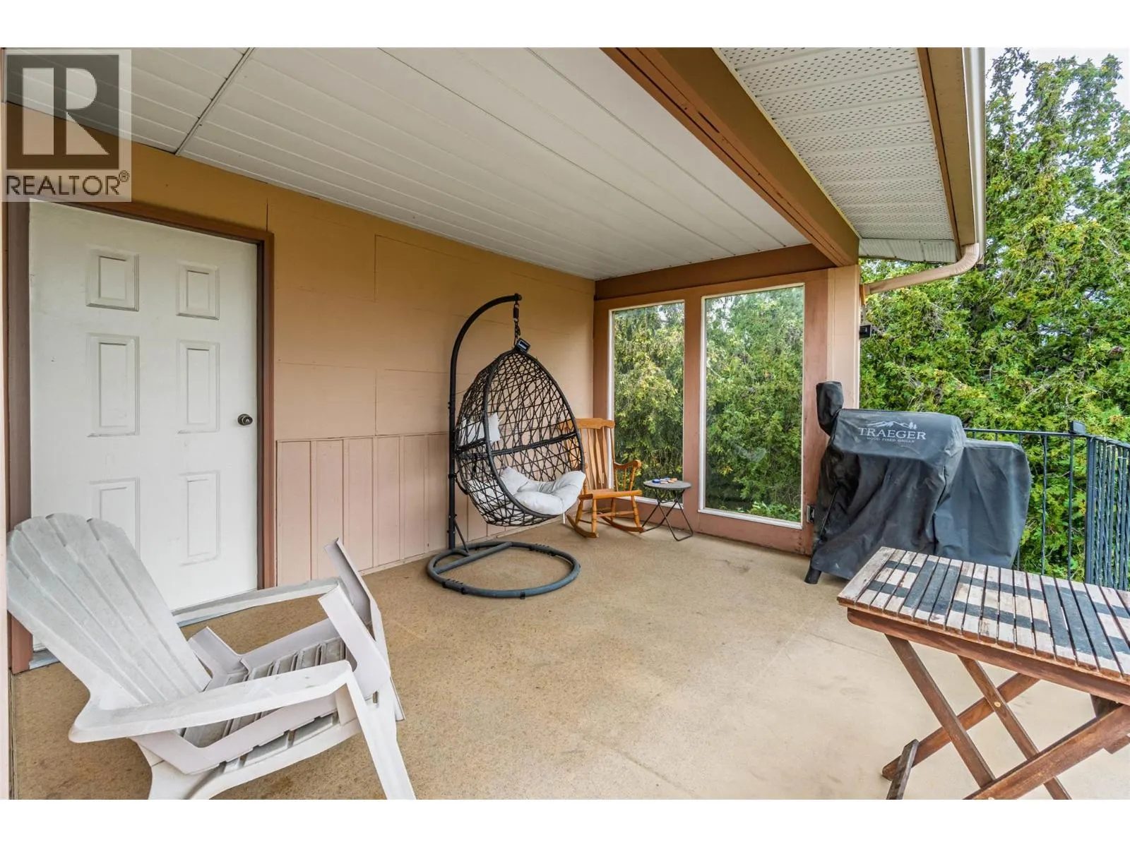 6563 Mountainview Drive