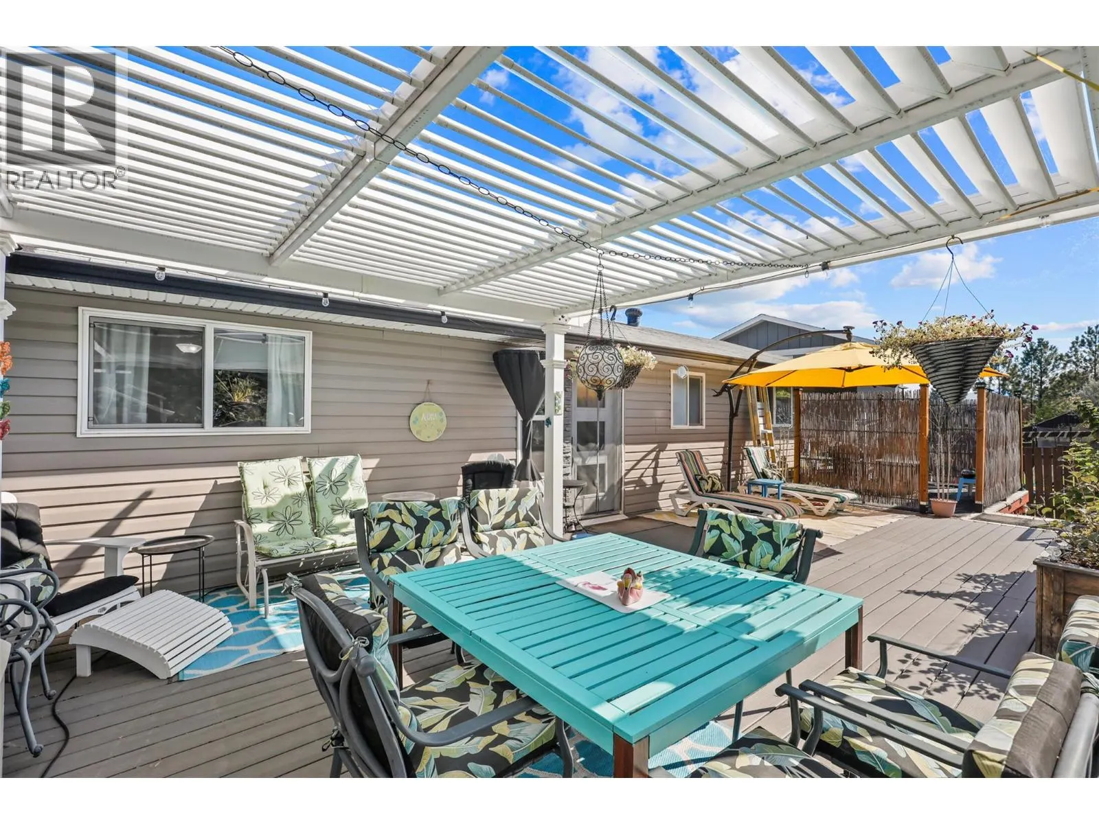833 FLEMING Drive