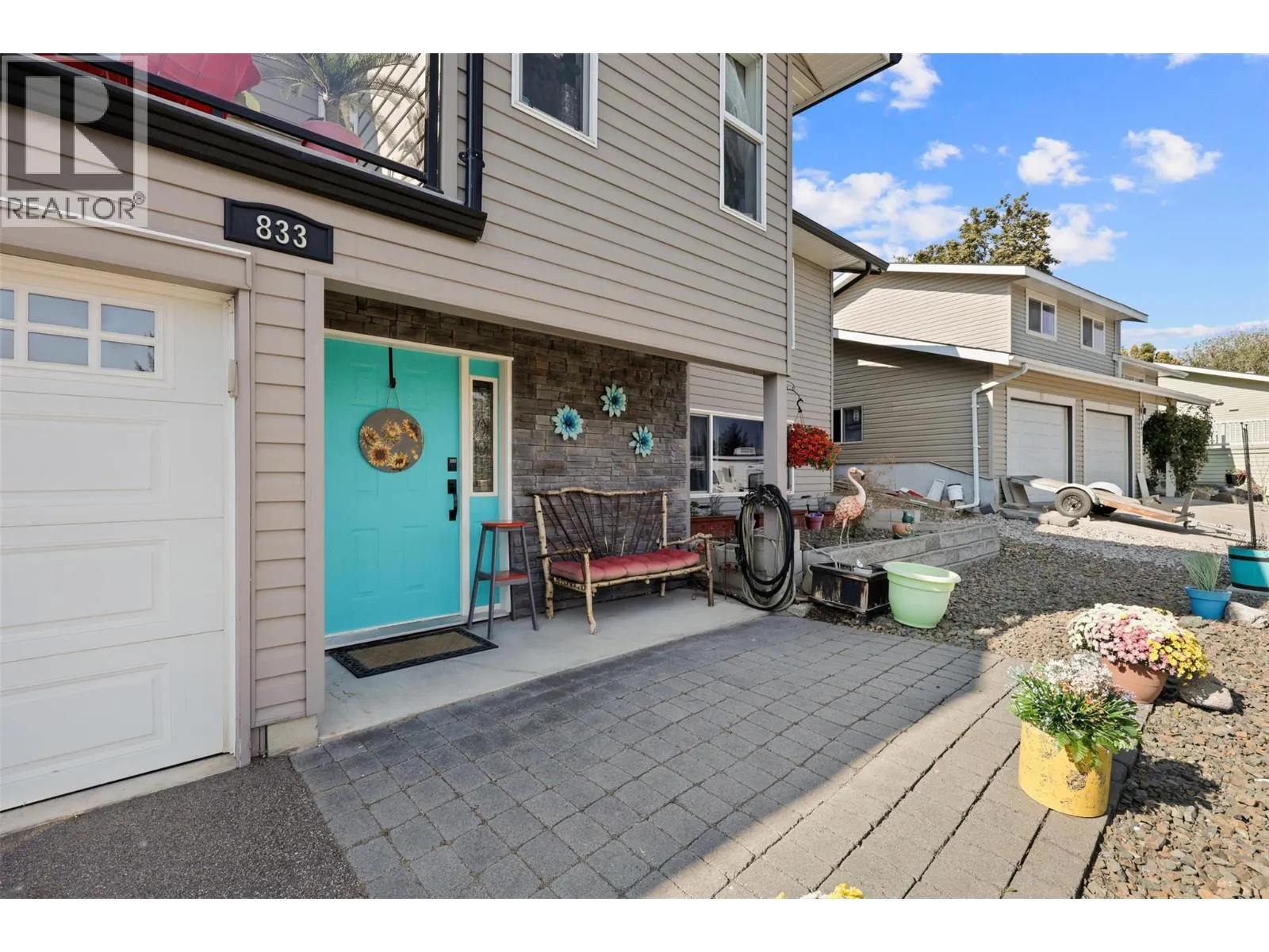 833 FLEMING Drive