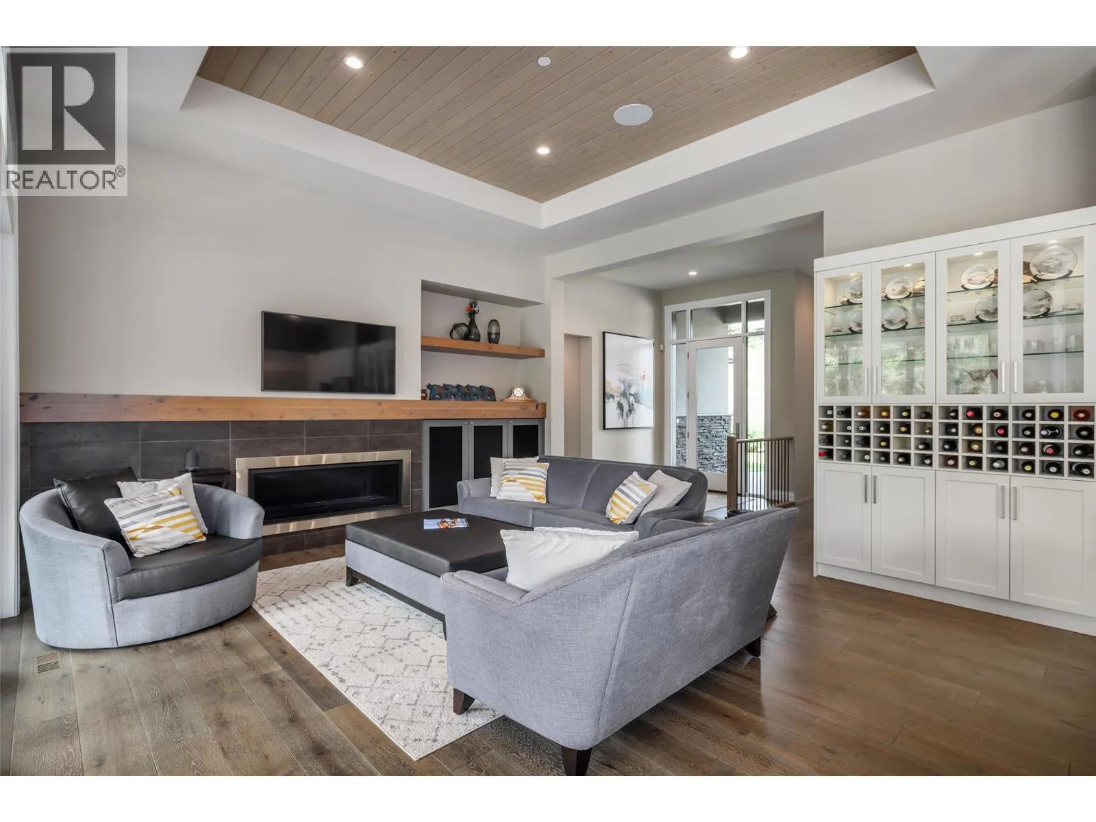 436 Predator Ridge Drive