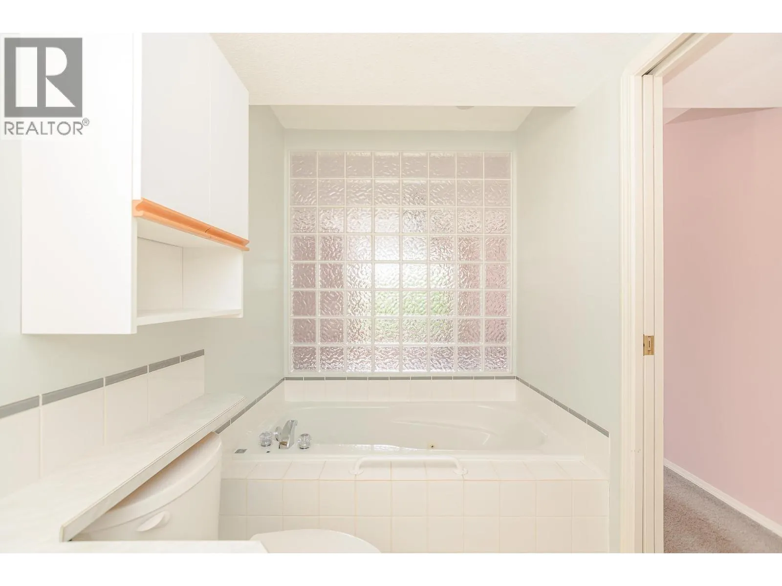 303 Regent Avenue Unit# 21