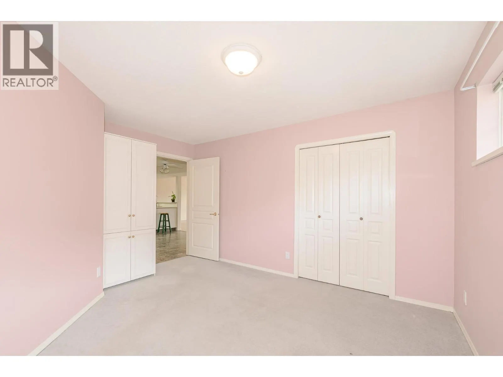 303 Regent Avenue Unit# 21