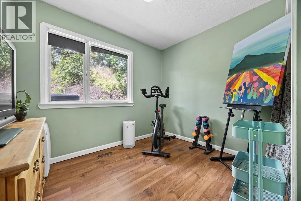 4015 Highland Park Drive