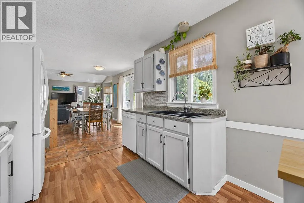 4015 Highland Park Drive