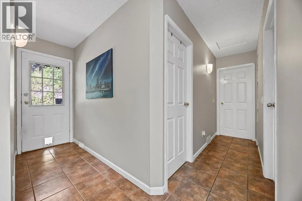 4015 Highland Park Drive