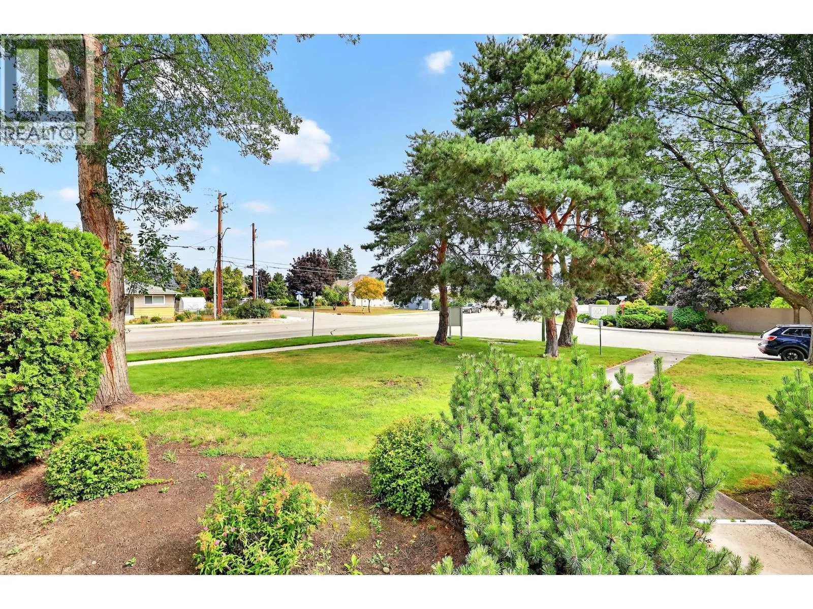 2350 Stillingfleet Road Unit# 102