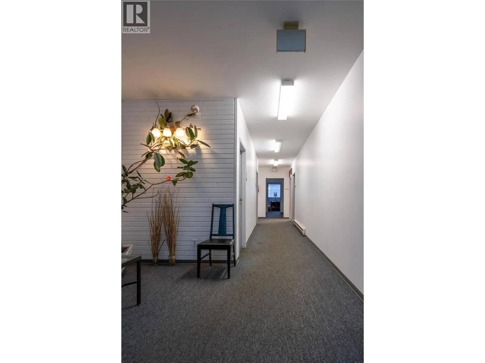109 Second Street E