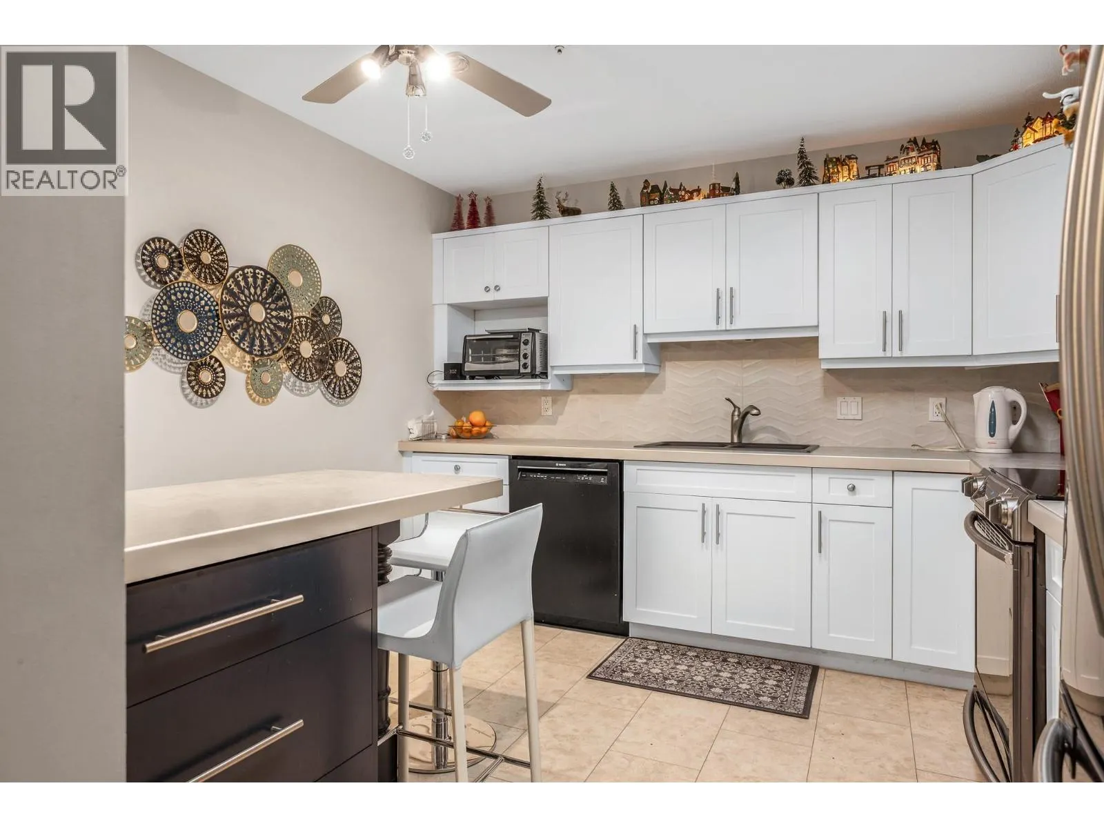 3300 Centennial Drive Unit# 212