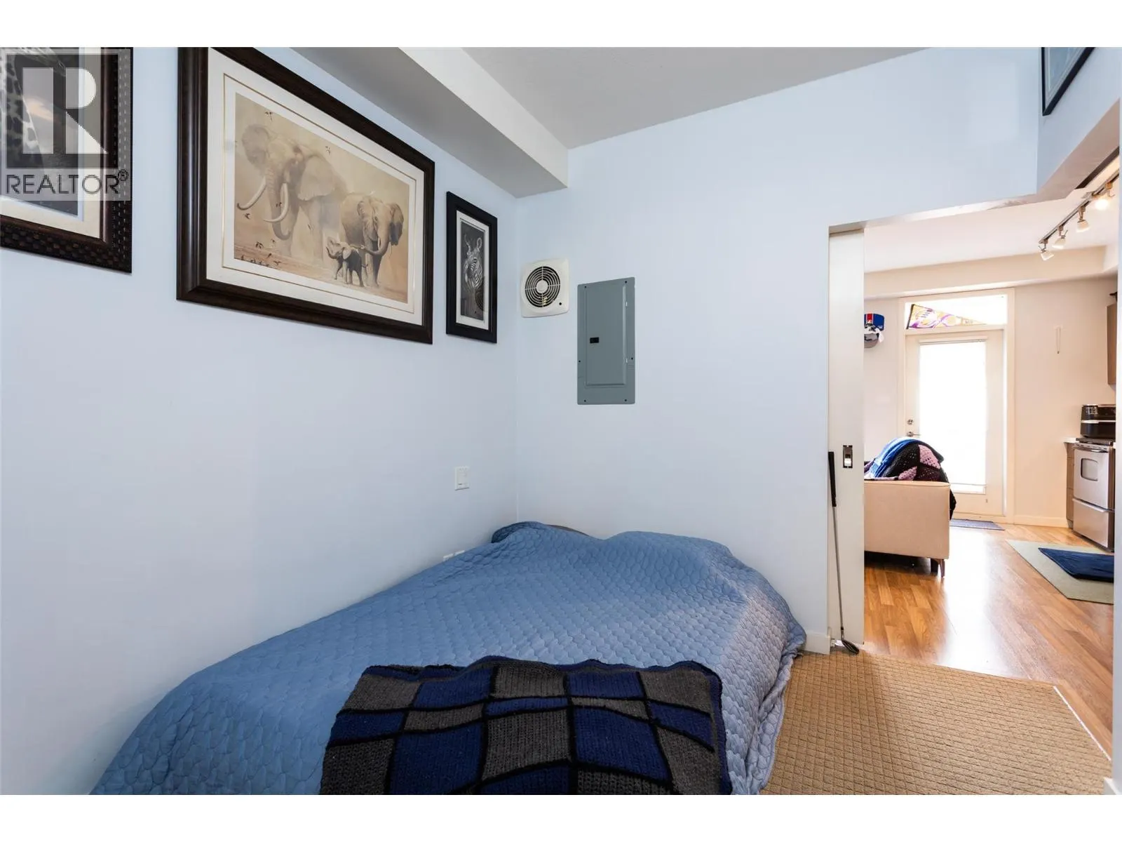 1550 Dickson Avenue Unit# 116