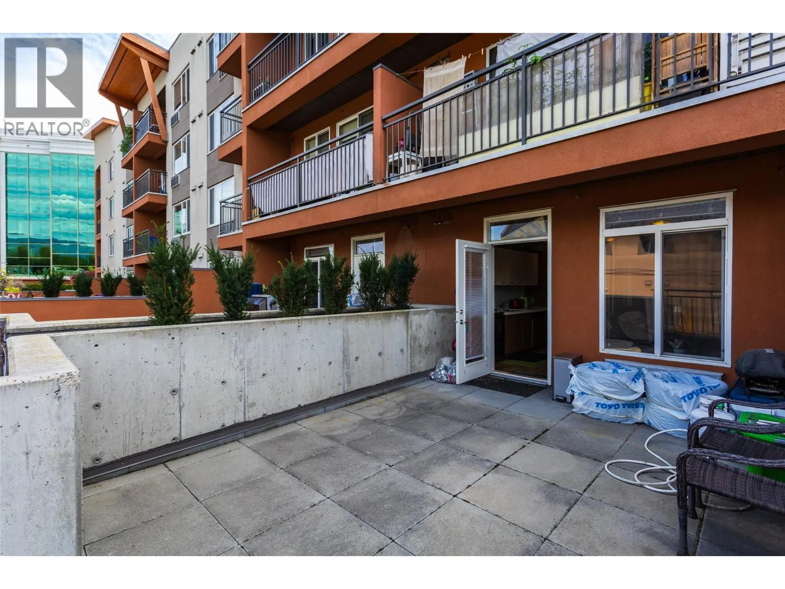 1550 Dickson Avenue Unit# 116