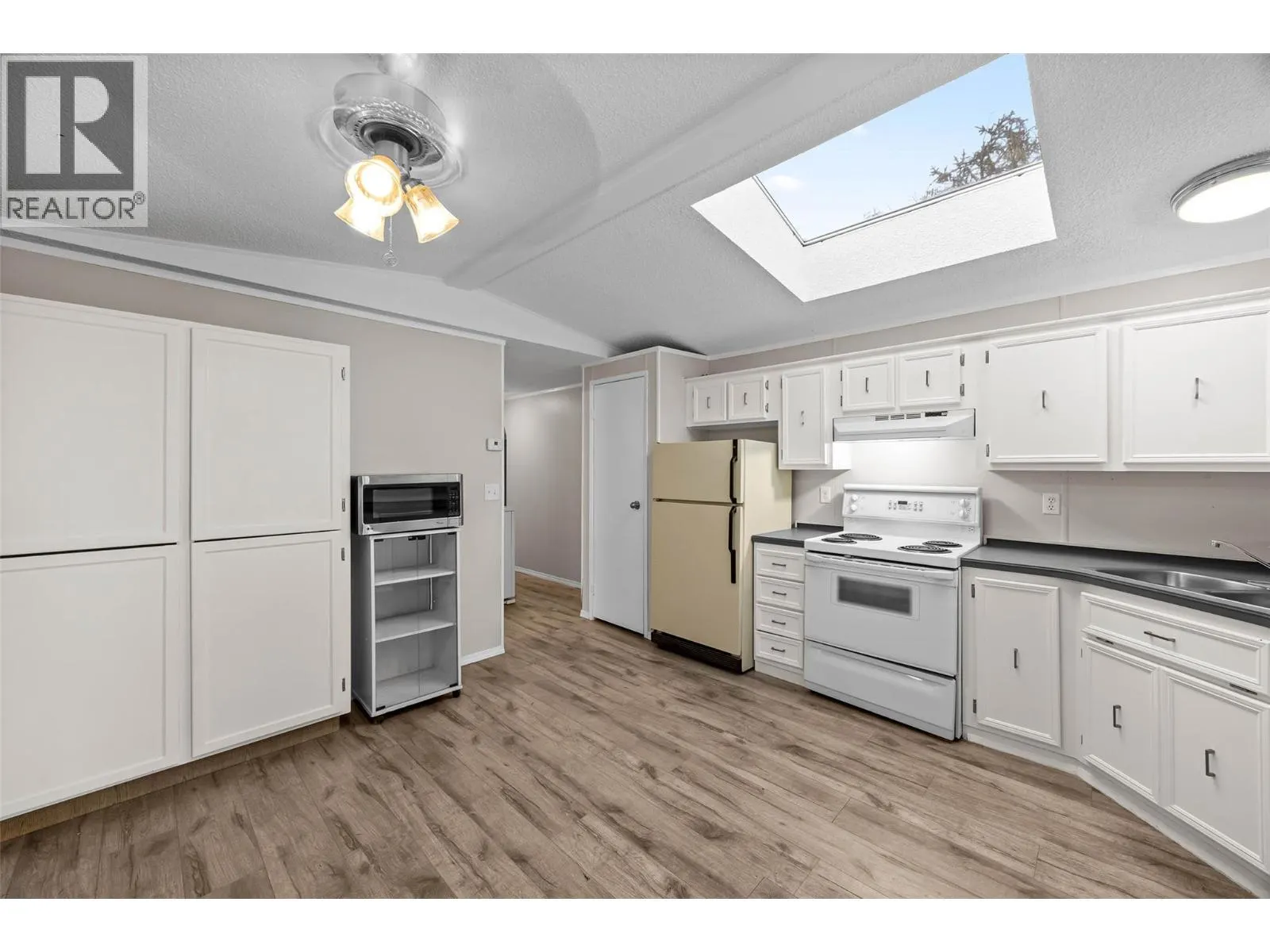 1555 Howe Road Unit# 68