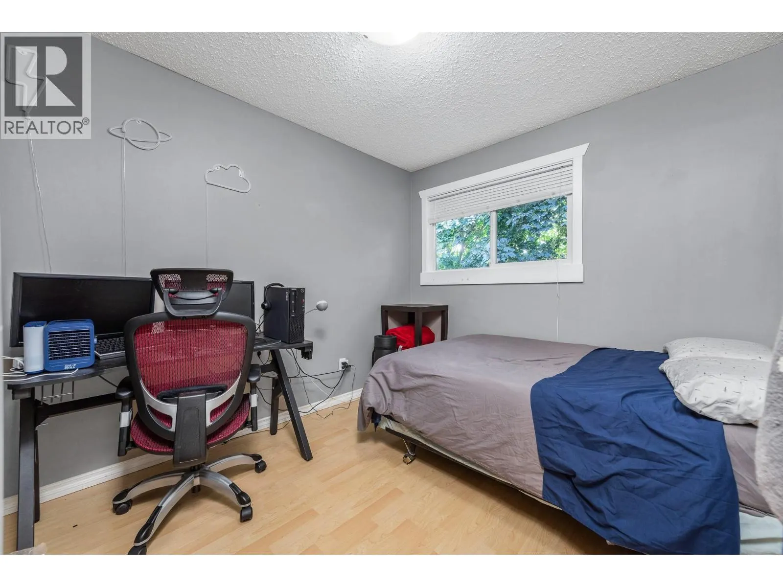 2100 43 Avenue Unit# 205