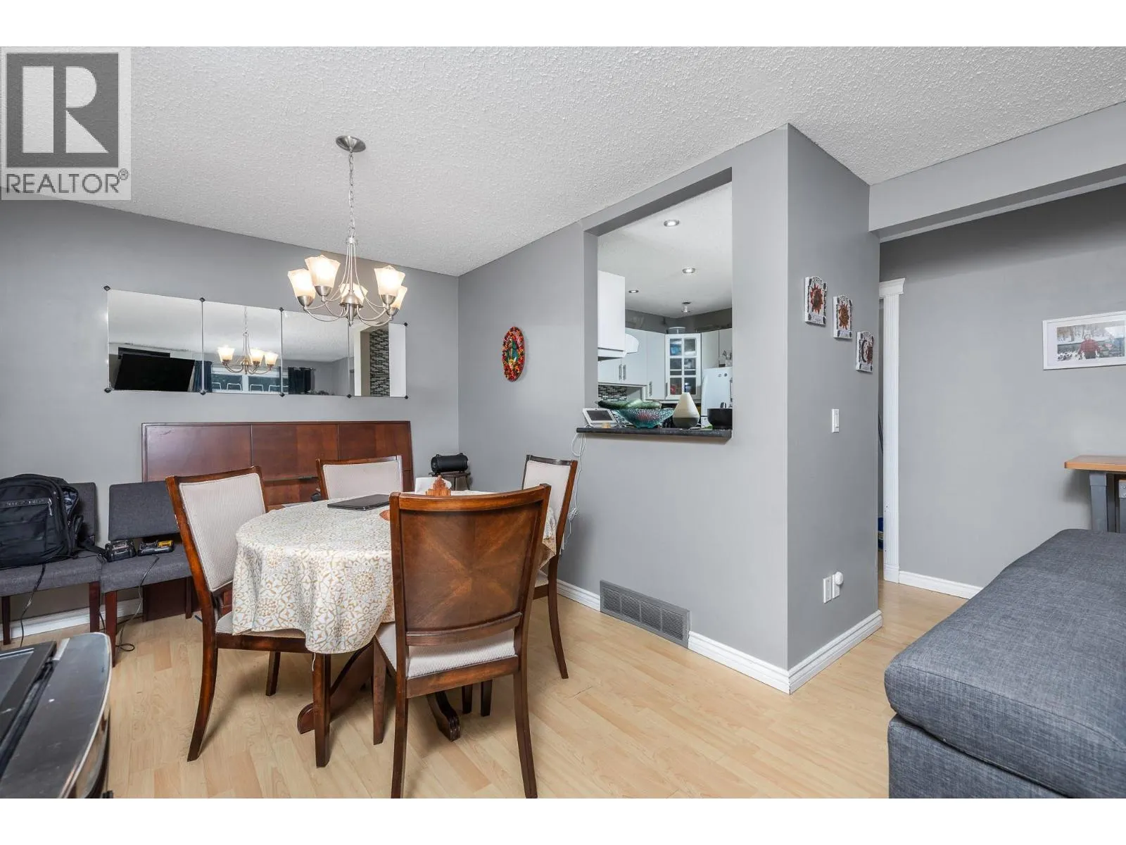 2100 43 Avenue Unit# 205