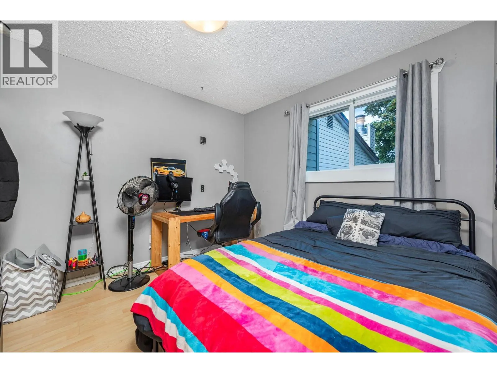 2100 43 Avenue Unit# 205