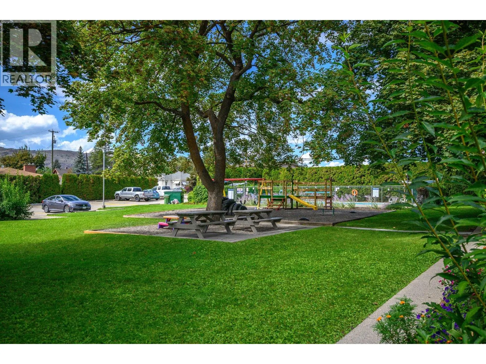2100 43 Avenue Unit# 205
