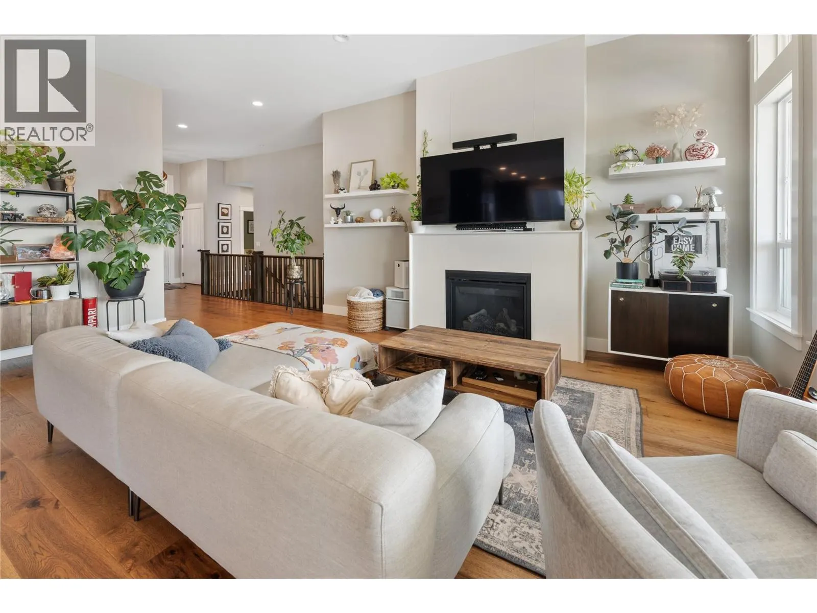 13301 Apex Lane