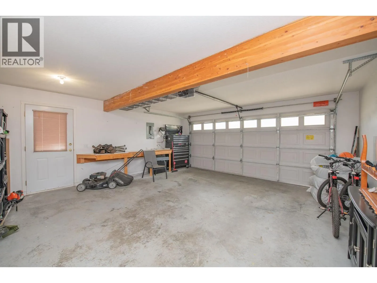 2401 Bradley Drive