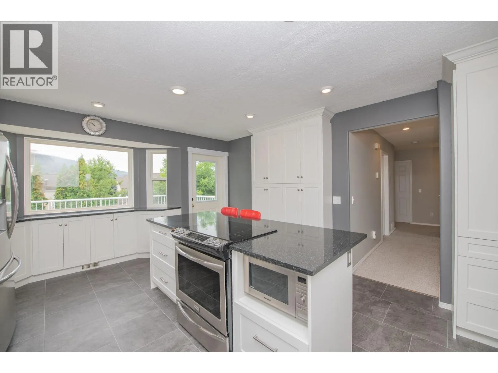 2401 Bradley Drive