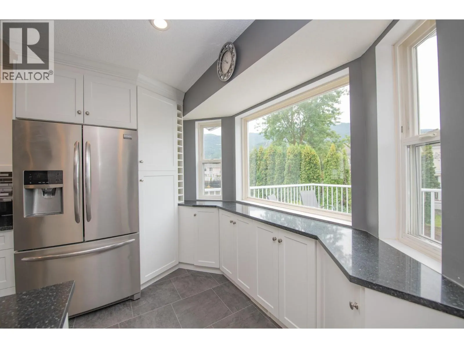 2401 Bradley Drive