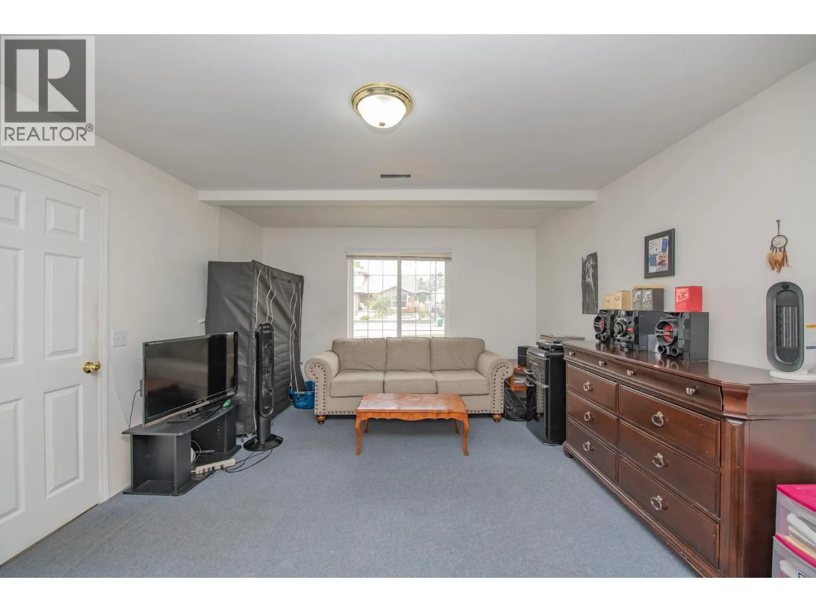 2401 Bradley Drive